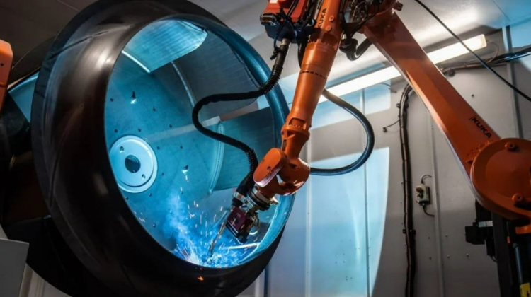 工業機器人“四大家族”：搶占萬億自動化改造